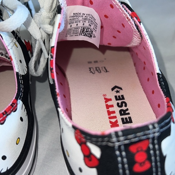 Hello Kitty x Converse - Picture 14 of 16